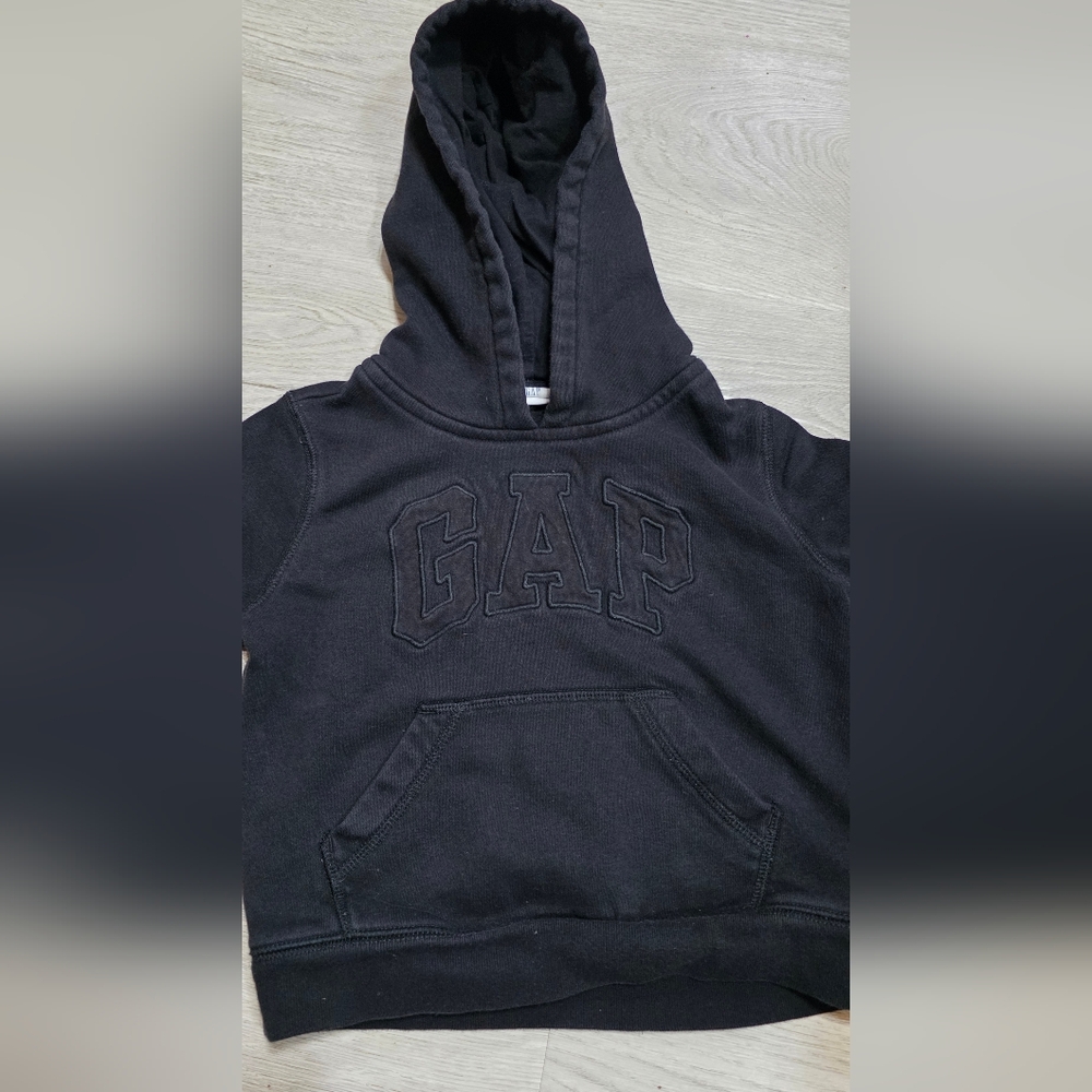 GAP Black Pullover Hoodie with Embroidered Logo